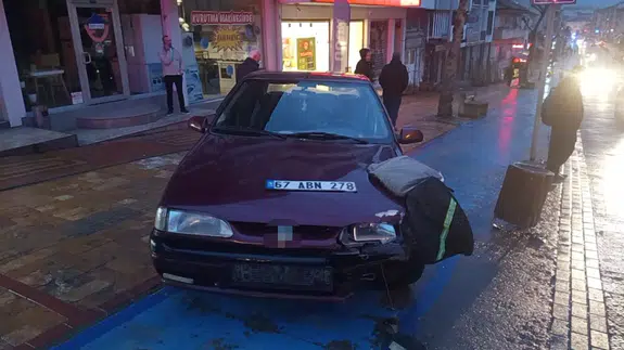 Faciaya ramak kala! Motokurye ölümle burun buruna geldi