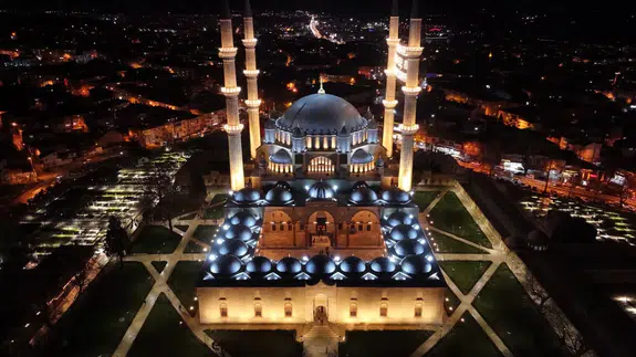 Selimiye Camii restorasyonun ardından Ramazan’da tam kapasite açıldı
