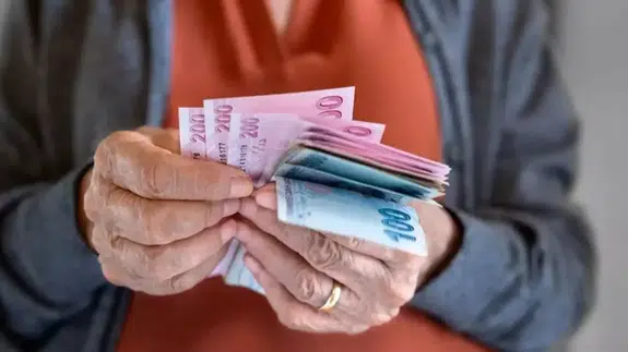 Geri Ödemesiz 14 Bin Lira! Emekliler Bu Detayı Kaçırmasın