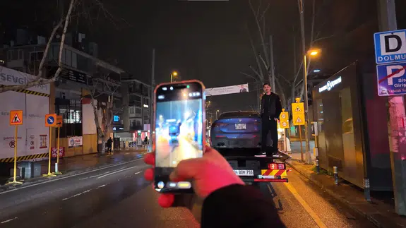 90 Bin TL Ceza Yediler, Sürücü 'Kanımız Kaynıyor' Dedi! Makas Atan Sürücüden Akılalmaz Savunma