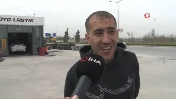 Konya'da 'hayalet minibüs' dehşeti! Sürücüsüz yola fırladı, ortalığı birbirine kattı!