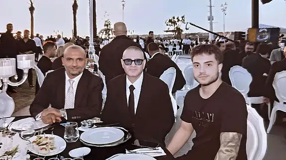 Cem Gölbaşı’nın düğününde Şafak Sezer ve Mete Gök bir araya geldi