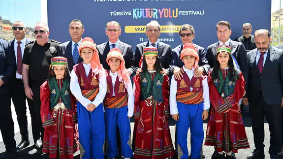 Van'da kültür ve sanat rüzgarı esecek: 163 etkinlik tek festivalde buluştu