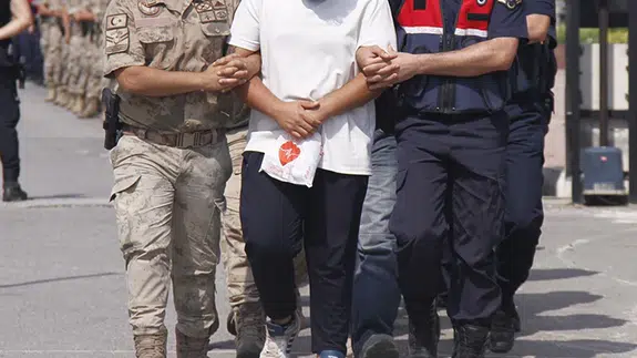 Siber çeteye dev darbe: 12 milyarlık kara para trafiği çökertildi!
