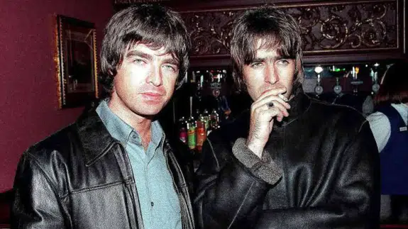 Müzik tarihinde ibre değişti: Oasis, Birleşik Krallık’ta The Beatles’ı geride bıraktı!