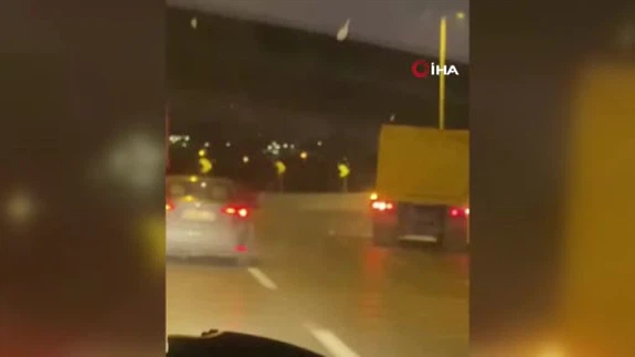 Ankara’da trafikte pompalı pusu... Seyir halindeki kamyonu kurşun yağmuruna tuttular!