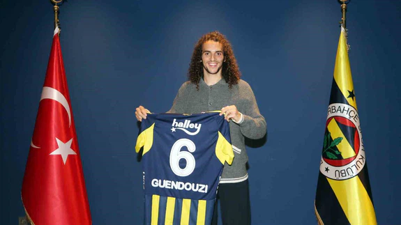 Fenerbahçe'de yeni Fransız dalgası: Guendouzi imzayı attı, liste 5’e çıktı