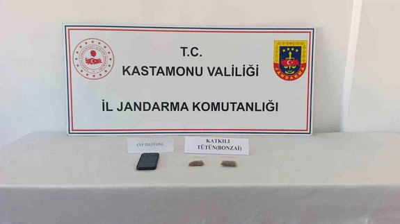 Kastamonu’da uyuşturucu operasyonu! Bonzai ve haplarla yakalandılar