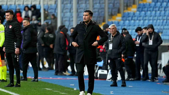 Başakşehir kazandı, Nuri Şahin uyardı: ‘Bu oyun bize yetmez’
