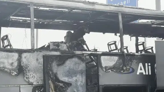 Kocaeli TEM’de otobüste korku anları...Yanık kokusu fark edildi, otobüs alev aldı!