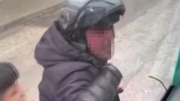 Yol vermedi diye çıldırdı, 'Canımız ucuz mu?' diye bağırdı: Adana'da dehşet saçtı!