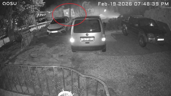 Hatay’da ölümle burun buruna... Hafriyat kamyonu uçuruma böyle yuvarlandı!