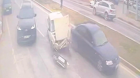 Karaman’da 'Takip mesafesi' unutuldu! Trafik kabusu anbean görüntülendi