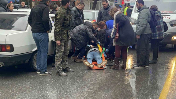 Muğla’da yürek burkan kaza: Karşıya geçerken hayatla ölüm arasında kaldı!