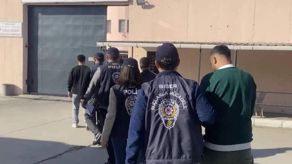 410 milyonluk yapay zeka vurgunu... Osmaniye'de yatırım hayali kabusa döndü!