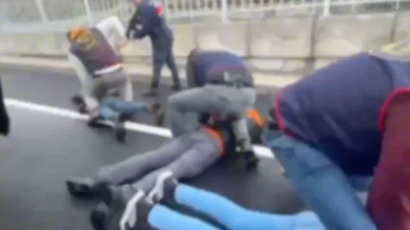 Altın, dolar, euro… Ne buldularsa götürdüler!