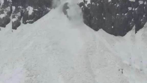 Şırnak’ta çığ düşme anı kamerada