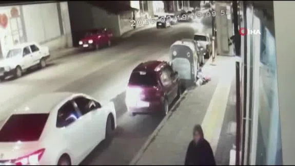 Sivas’ta teravih yolunda can pazarı! Gelin ve kaynananın son anları kameraya böyle yansıdı