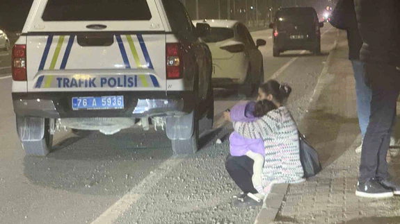 Iğdır’da otomobil sulama kanalına uçtu: Sürücü, kızı ve torunu son anda kurtuldu