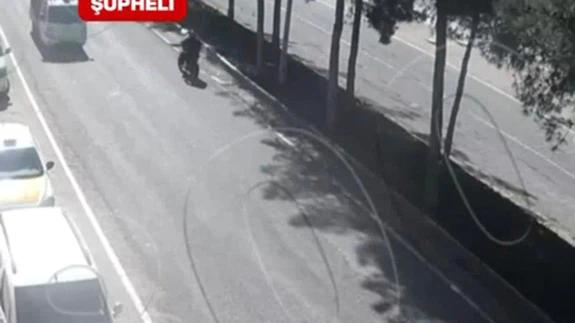 Diyarbakır'da aday sürücünün pahalı macerası kamerada... 16 binlik egzoz için kaçtı, 200 bin TL ödedi!