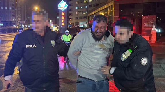’Dur’ ihtarına uymayan sürücü yaya olarak da kaçamadı: 450 bin TL ceza yazıldı