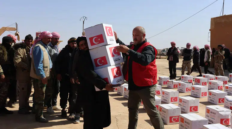 Sadakataşı, Suriye’de 4 bin aileye gıda yardımı ulaştırdı