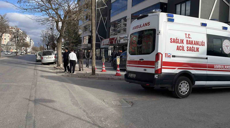 Konya’da kiracı-dükkan sahibi kavgası: İş yeri sahibi göğsünden bıçaklandı!