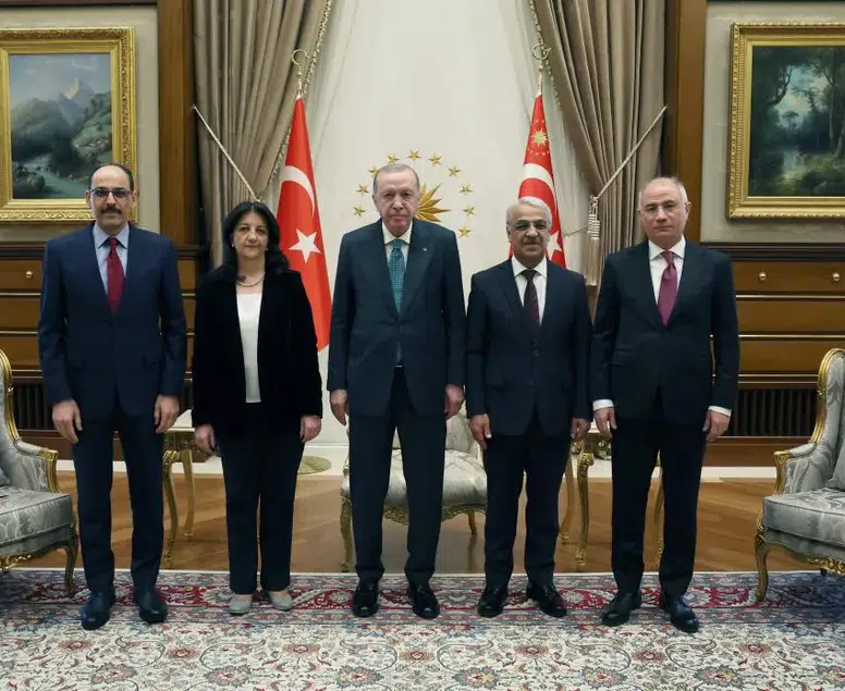 Cumhurbaşkanı Erdoğan, DEM Parti heyetini Külliye’de kabul etti!