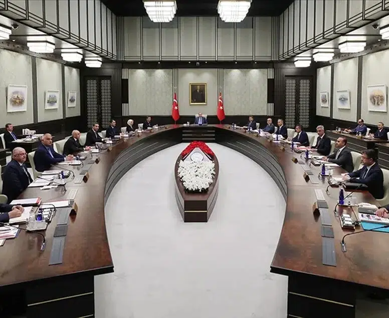 Cumhurbaşkanlığı Kabinesi bugün toplanıyor! Kritik başlıklar masada