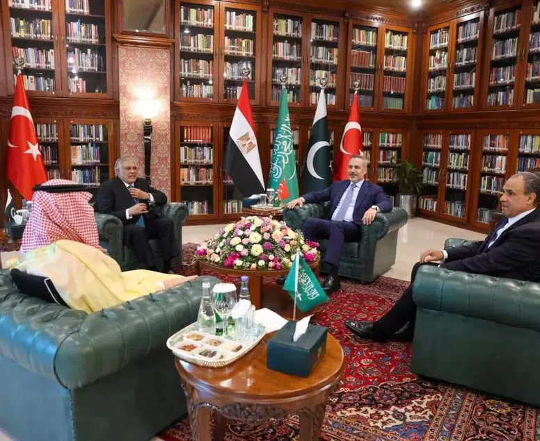 Dışişleri Zirvesi İslamabad’da: Bölgesel İş Birliği Masada