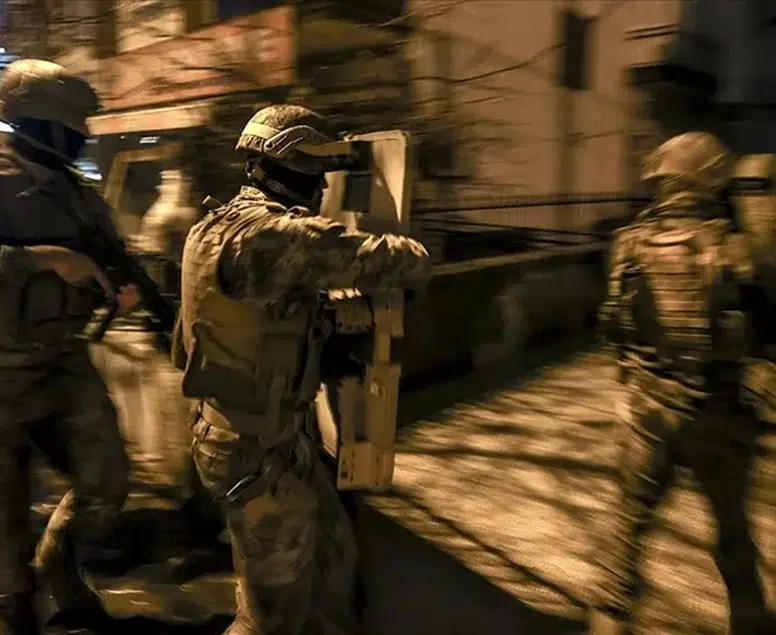 Jandarmadan 11 ilde eş zamanlı baskın, tefecilik şebekesi çökertildi