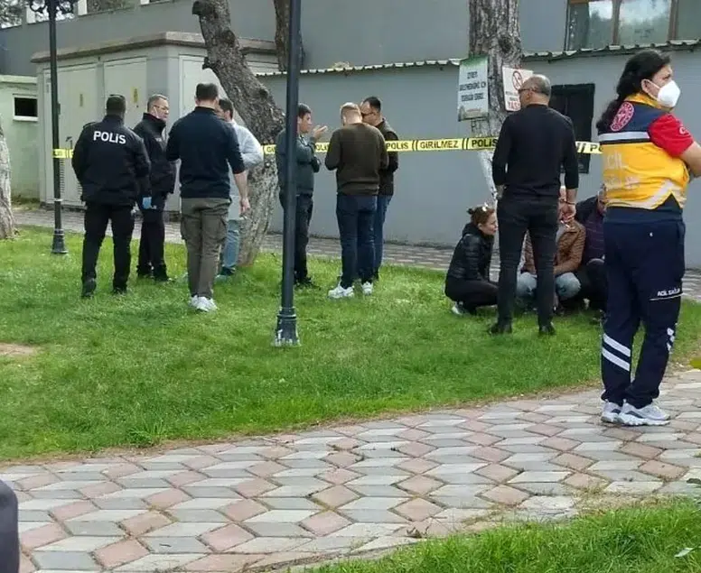 Kırkağaç’ta düğün salonunda korkunç keşif: Depoda cansız beden bulundu!