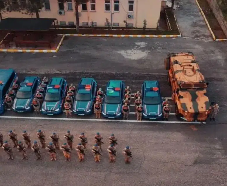 Jandarma 'balyoz'u indirdi: 12 ilde 14 çete yok edildi, 4 milyarlık gizli hesap ortaya çıktı!