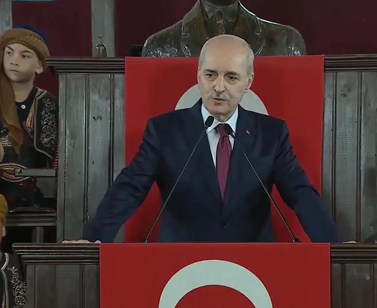 Numan Kurtulmuş'tan dünyaya çağrı: "Çocukların omuzundaki yükü bitireceğiz!"