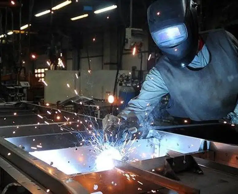 TÜİK rakamları açıkladı: 96 bin kişi daha iş sahibi oldu, işsizlikte düşüş sürüyor!