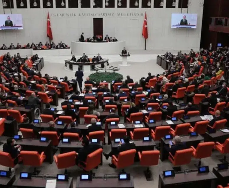 Milyonların gözü kulağı TBMM'de: 7 Nisan’da başlıyor, işte yeni doğum izni şartları!