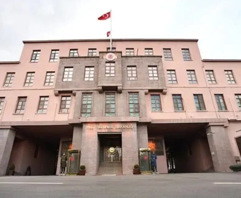 MSB'den Adana ve Ukrayna Açıklaması: Kritik Görev Türkiye'de!