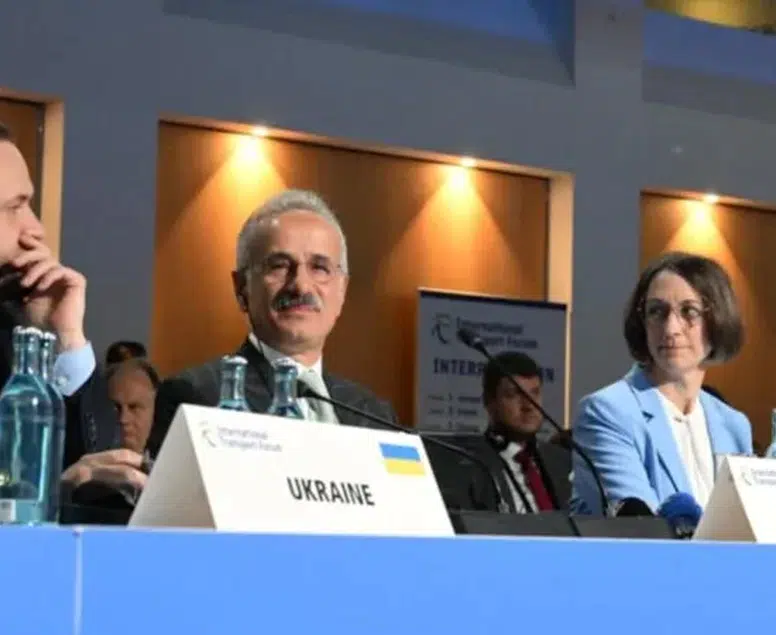 Bakan Uraloğlu duyurdu: Türkiye, uluslararası ulaştırma forumu'nun zirvesine seçildi!