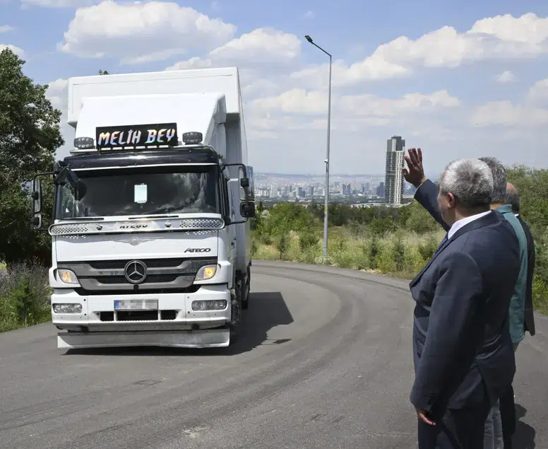 35 günlük sır odası açıldı: 2.4 milyon adayın kaderini taşıyan tırlar yola çıktı!
