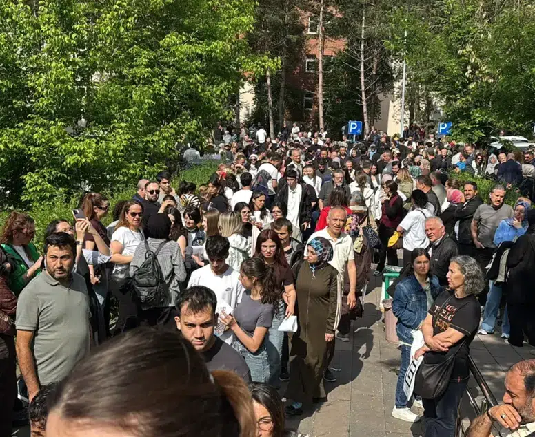 TYT'den ilk yorumlar!: 'Önceden iki şık arasında kalıyorduk, şimdi beş şık'