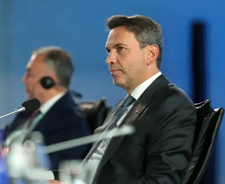 Bakan Bayraktar Küresel Arenadan dünyaya seslendi: Türkiye’den 20 milyar dolarlık dev enerji hamlesi!