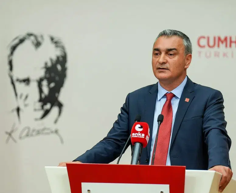 CHP'de ihraç ve fesih dalgası! İl Başkanı Özgür Çelik disipline sevk edildi