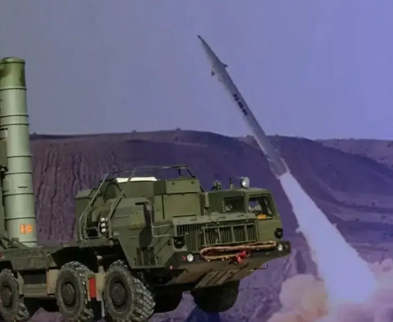 Erdoğan, 'Bizi izlemeye devam edin' demişti: Kremlin'den S-400 açıklaması geldi!