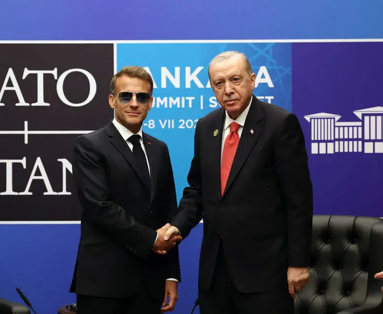 Cumhurbaşkanı Erdoğan Fransa Cumhurbaşkanı Macron ile bir araya geldi