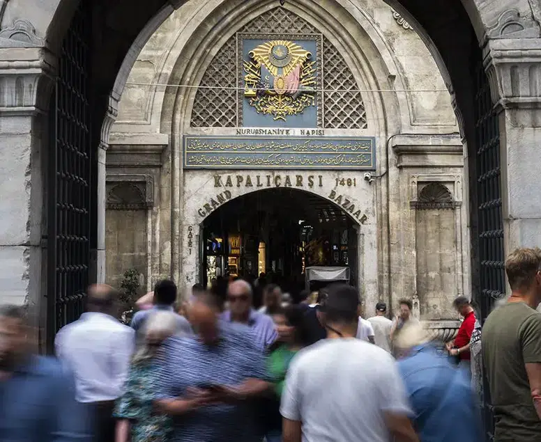 Sahte ilanlar ile binlerce kişi mağdur oldu: Kapalıçarşı'daki kara para ağı deşifre!