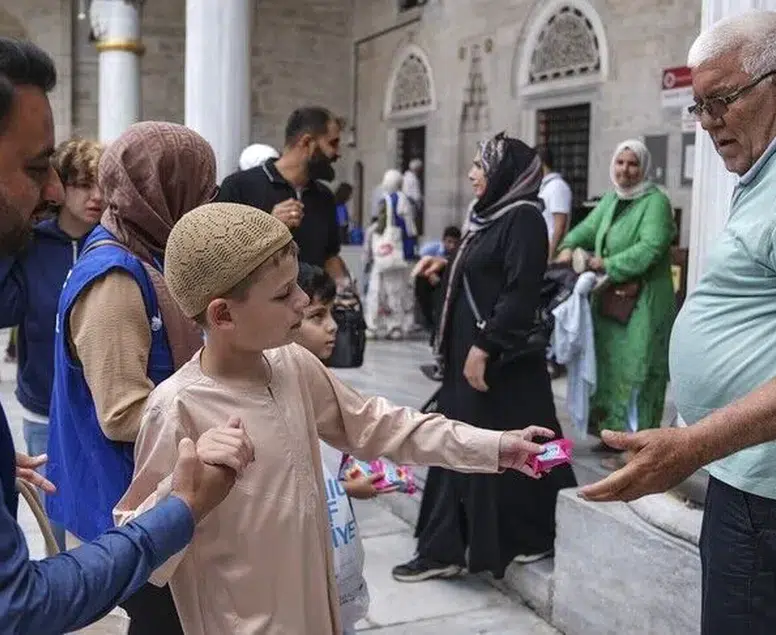 'Nefret etme kek yap': Otizmli Joshie'nin iyilik hareketi İstanbul'a ulaştı