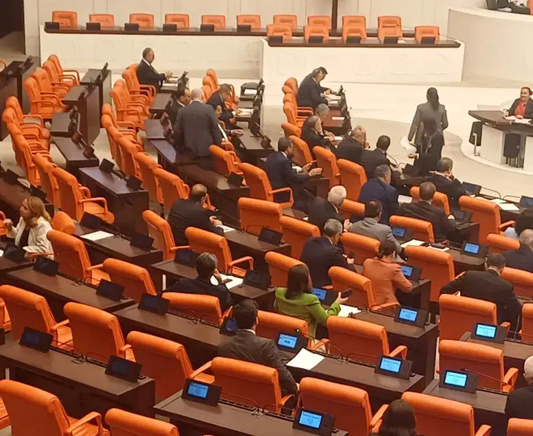 TBMM’de dengeler değişti: İşte Genel Kurul'da yeni oturma düzeni!