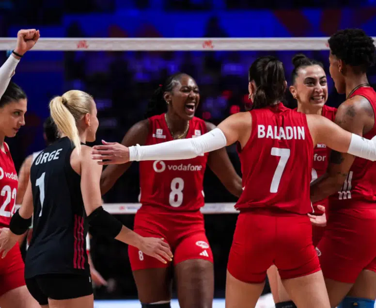 Çin’de Sultanlar kasırgası! 3-0’lık net skorla adımızı finale yazdırdık