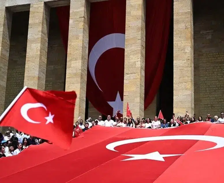 Kulüpler ve federasyonlar kenetlendi: Atatürk ve silah arkadaşlarına minnet