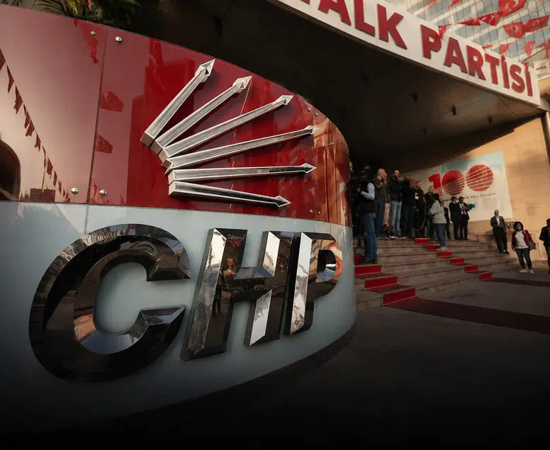 CHP'de yaprak dökümü! Van'da iki ilçe teşkilatı birden YENİ Parti'ye katıldı